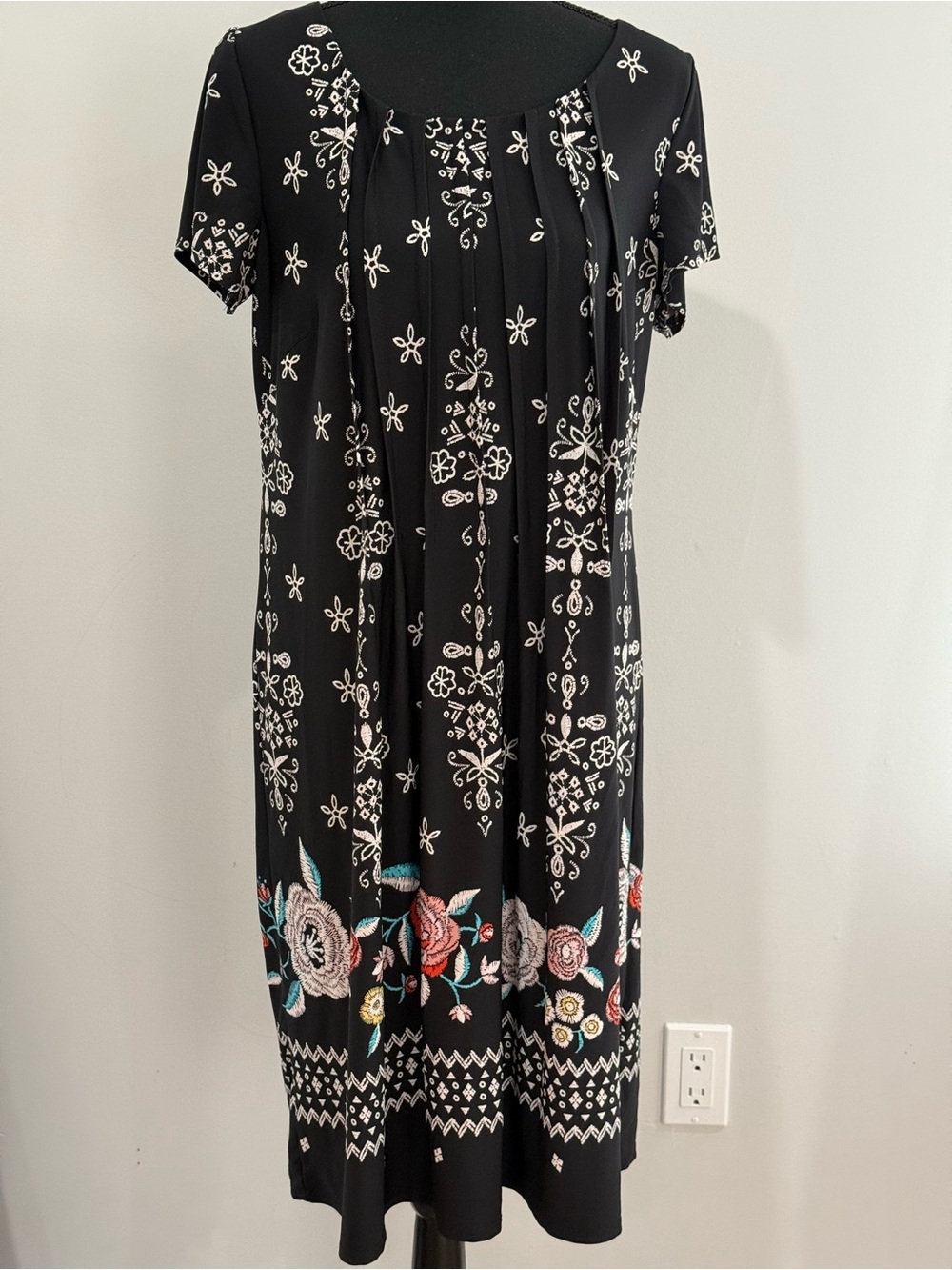 Perceptions New York L Black Floral Printed Short-Sleeve Knee Length Dress 077